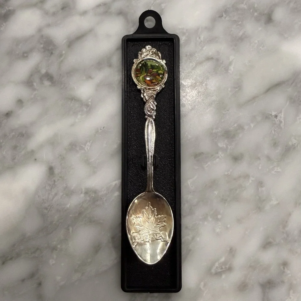 Butchart Gardens Victoria Canada Souvenir Spoon‎ Vintage Silver Tone New Zealand